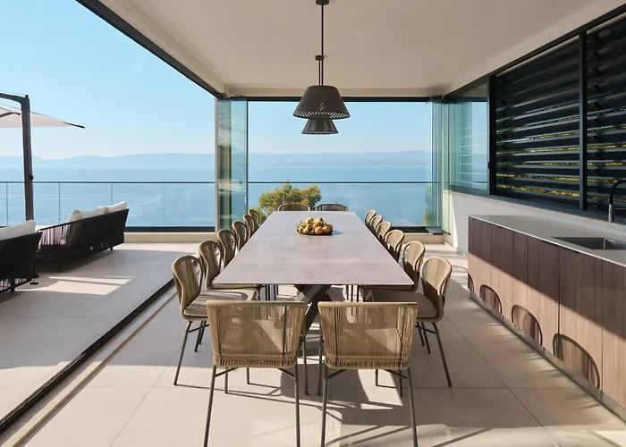 Nyaraló Alanis Mimice