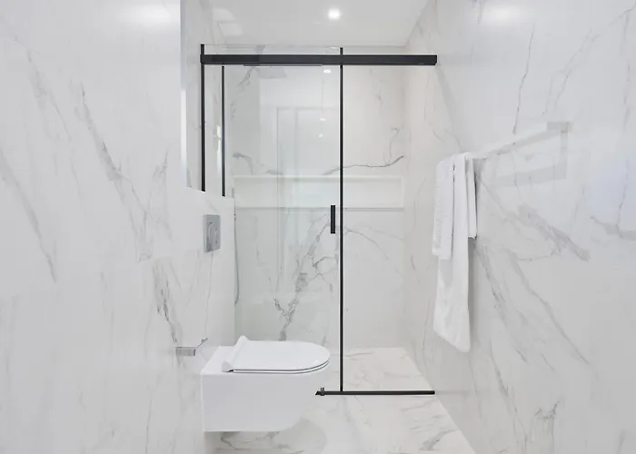 Alanis Nyaraló Mimice